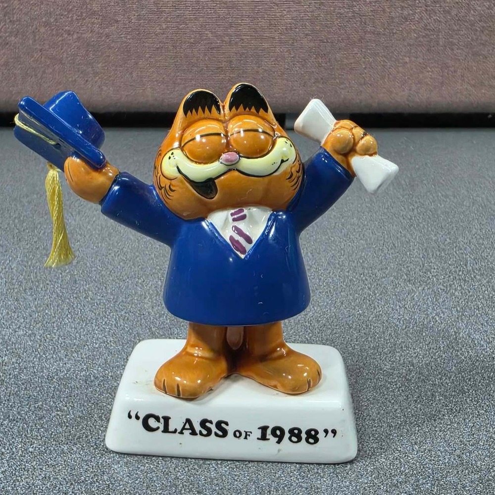 Garfield Figurine Class of 1988 Blue Gown Graduation Enesco Excellent